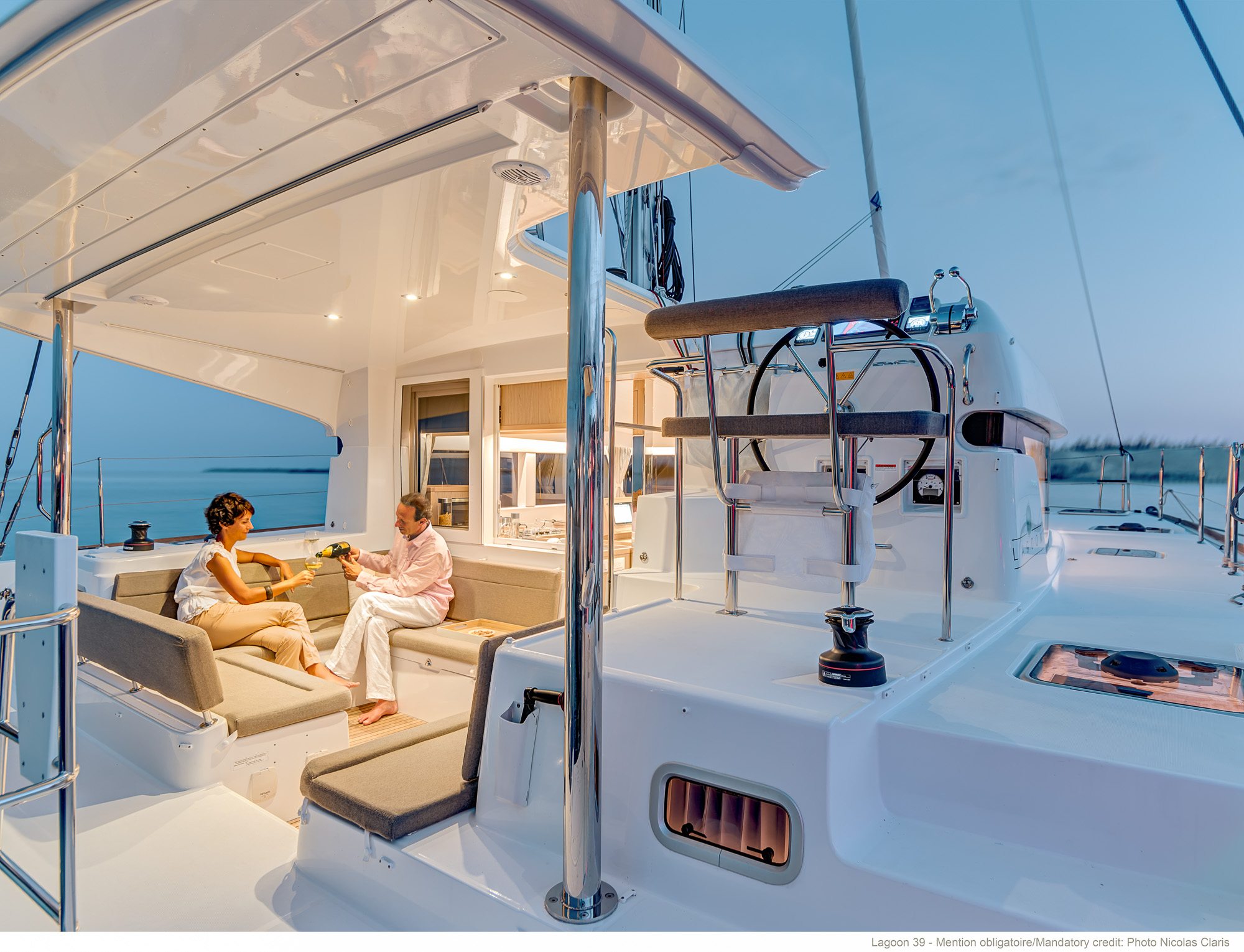 Cockpit crédité Lagoon 39